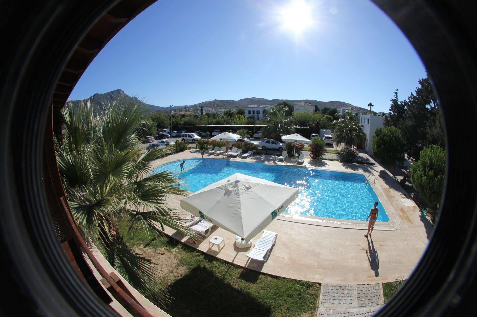Selvi Beach Hotel Göltürkbükü Exterior foto